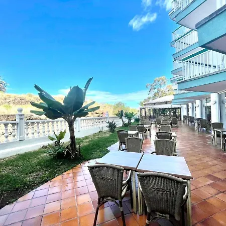 Apartamento Con Estupendas Piscinas Y Magnifica Jardin En Puerto De La Cruz * Puerto de la Cruz (Tenerife)