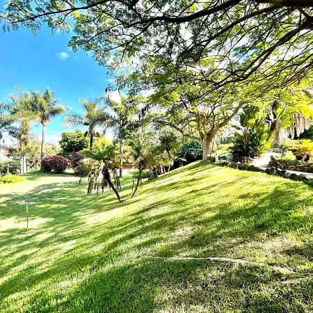 Apartamento con estupendas piscinas y magnifica jardín en Puerto de la Cruz Apartamento
