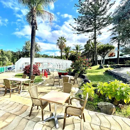 Apartamento con estupendas piscinas y magnifica jardín en Puerto de la Cruz Apartamento