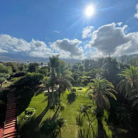 Apartamento Con Estupendas Piscinas Y Magnifica Jardin En Puerto De La Cruz Пуэрто-де-ла-Крус